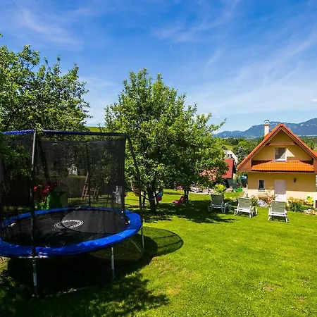 Domceky בית נופש